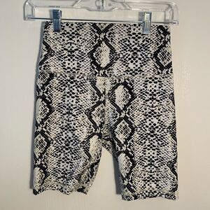 Hawthorn Athletic EUC black/beige snakeskin print bike shorts Size Small